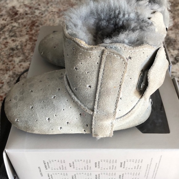UGG Jesse Bow II Starry Lite - Picture 6 of 15